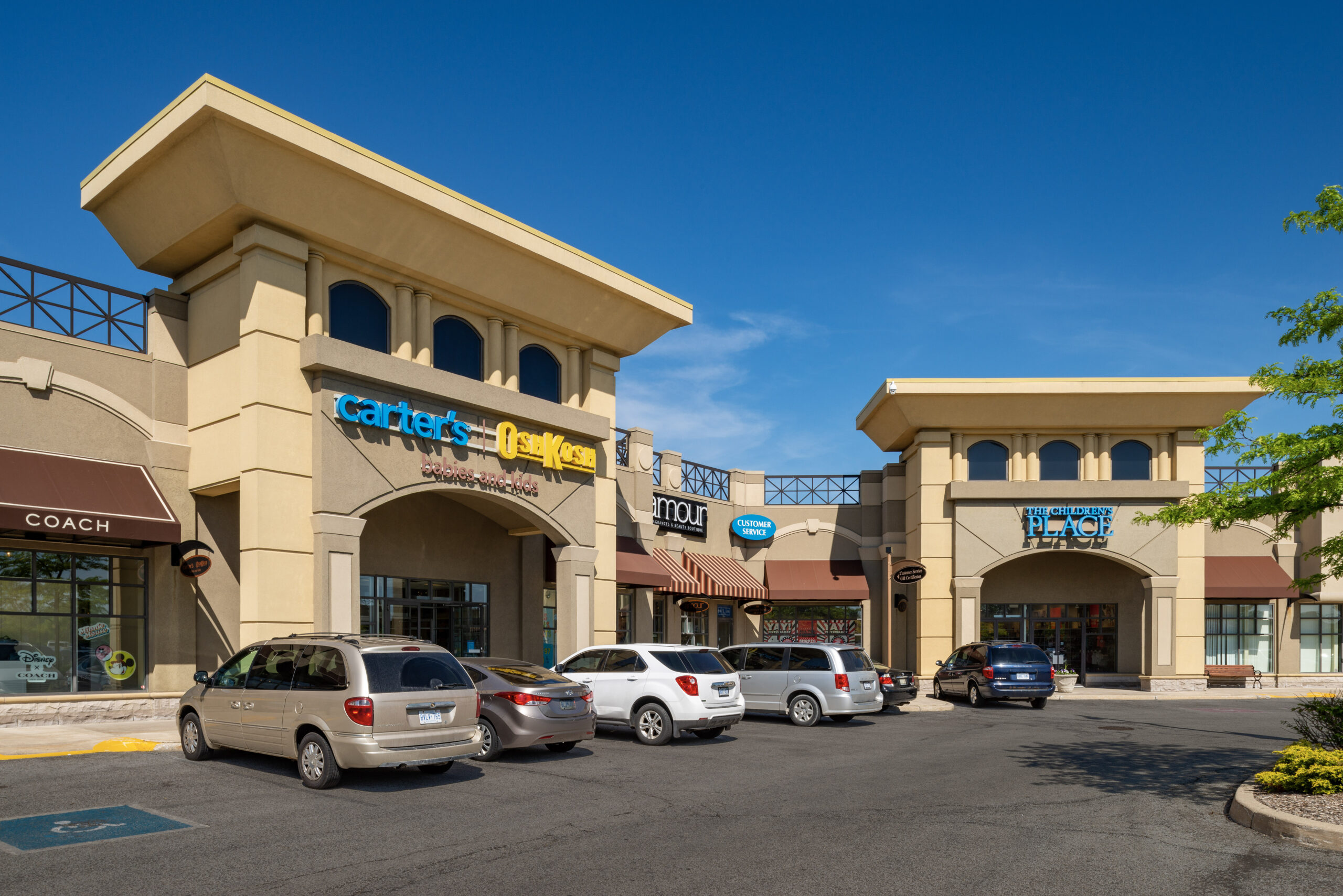 Windsor Crossing Outlet Mall